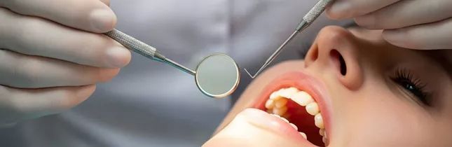 Gum pimple and fistula treatment Istanbul — CityDent