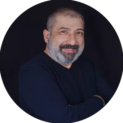الدكتور بيرتش باغجي (Dr. Berç Bağcı) — طبيب ترميم وتعويضات في إسطنبول