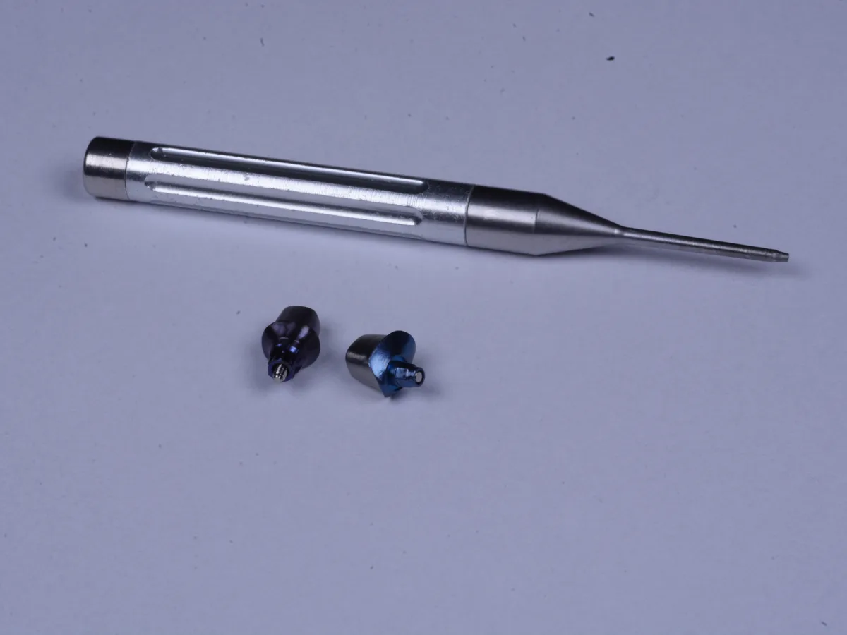 CAD-Entwurf und Fr&auml;sung eines individuellen Implantat-Abutments bei CityDent