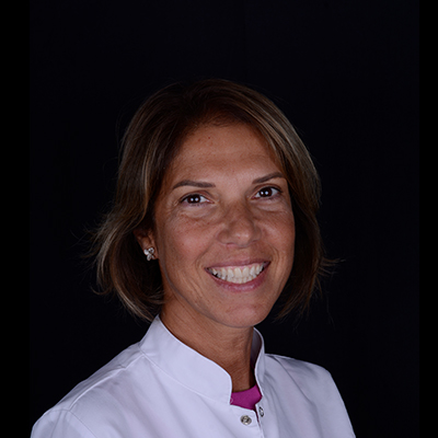 Dr. Aslı Yalçınkaya — CityDent Istanbul
